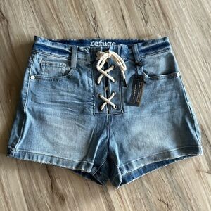 New hi rise cheeky denim Jean shorts